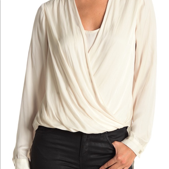 Blouse - Picture 2 of 2